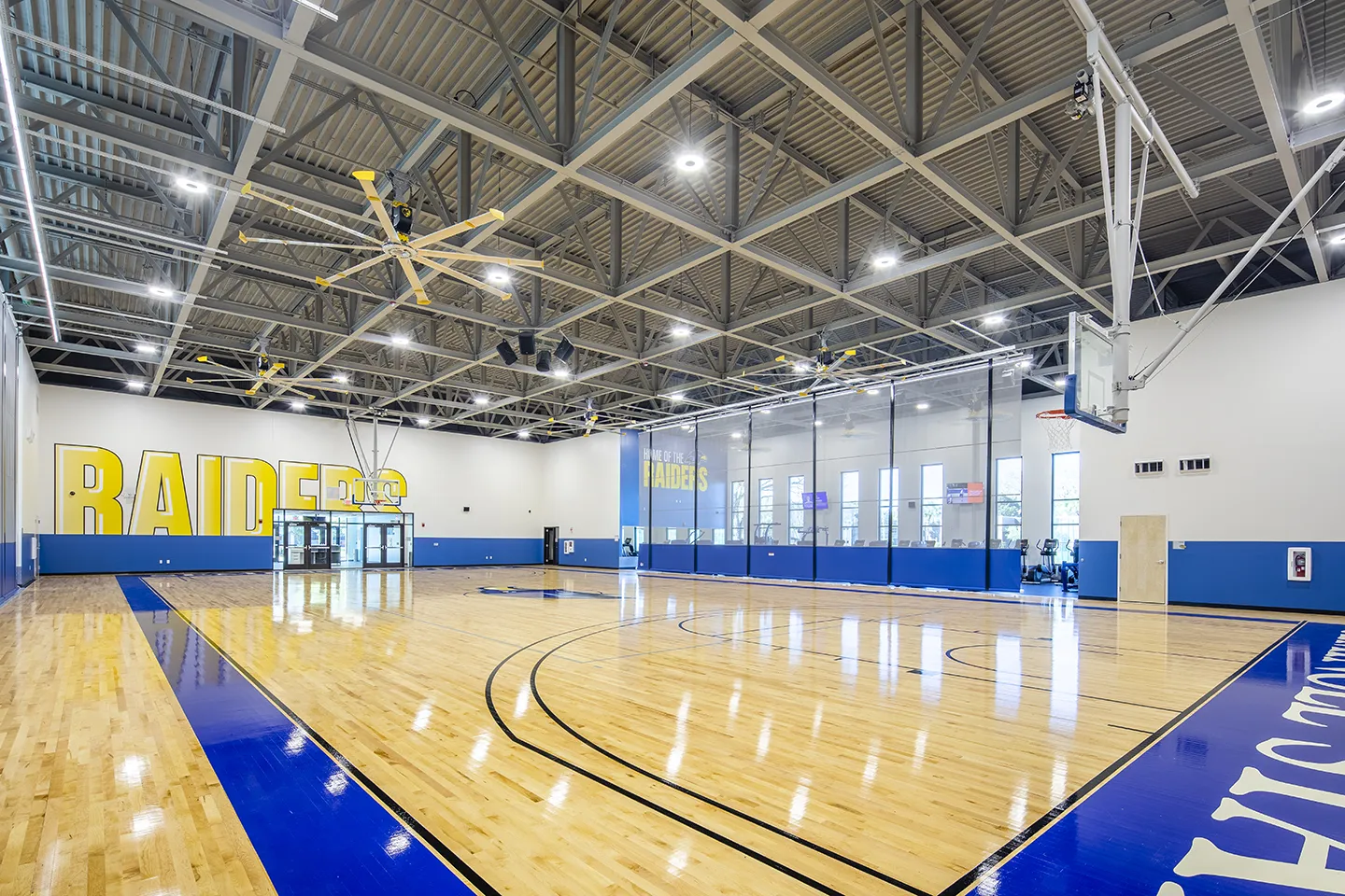 The team designed a shared-use facility that supports athletic recruiting, intramural programs, and campus recreation.